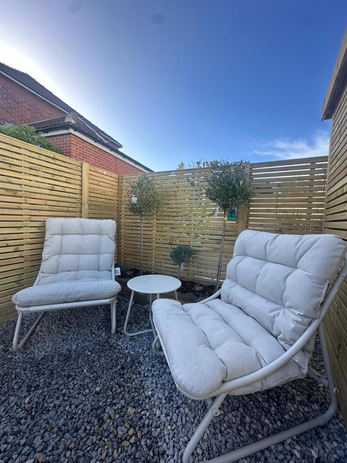 Spa Garden Cottage - Upper Hopton Mirfield Exterior foto