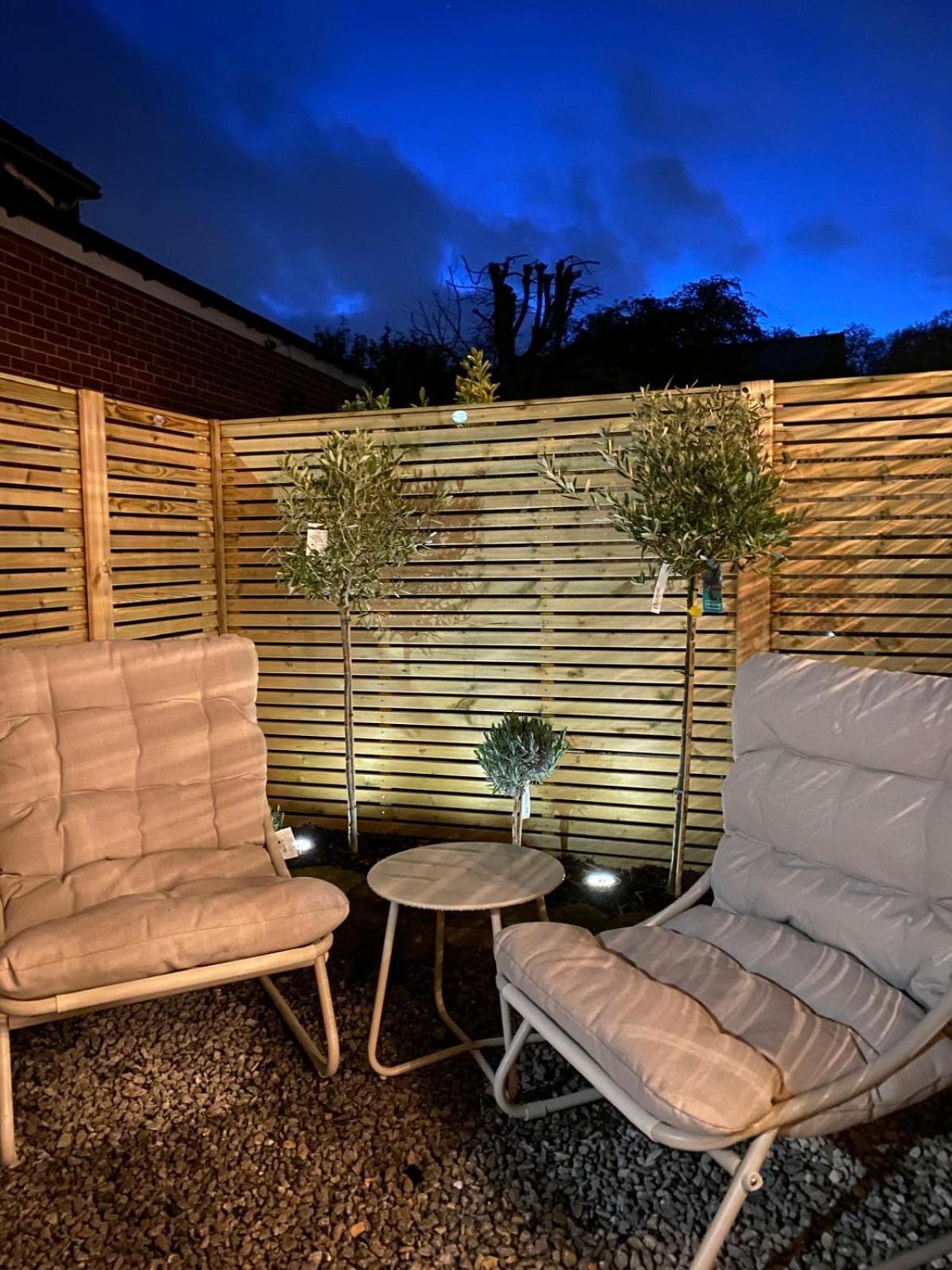 Spa Garden Cottage - Upper Hopton Mirfield Exterior foto